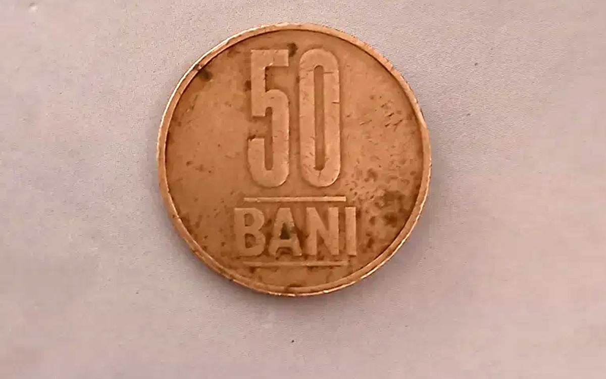 De necrezut! Cu câți lei se vinde acum, în 2022, o monedă de 50 de bani din 2006