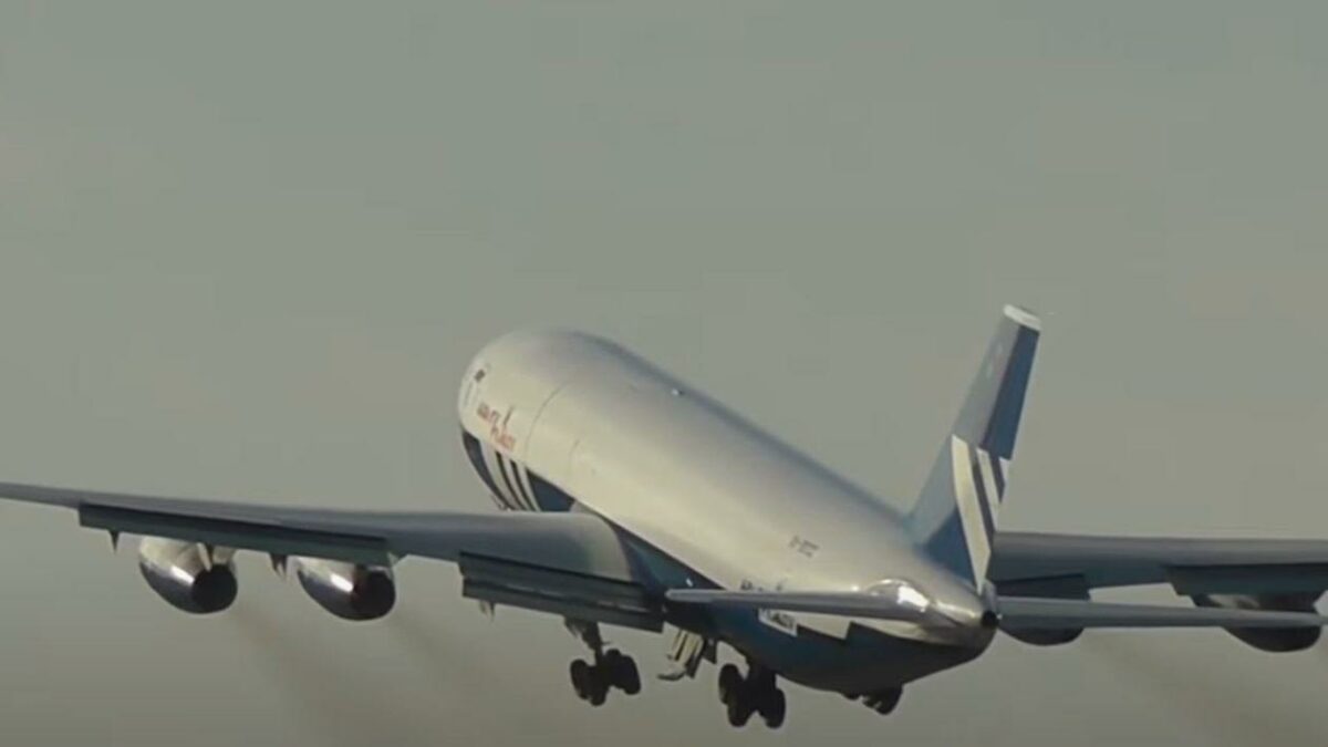 Ce este ”Avionul Apocalipsei”, pe care Putin l-a scos pe cerul Moscovei