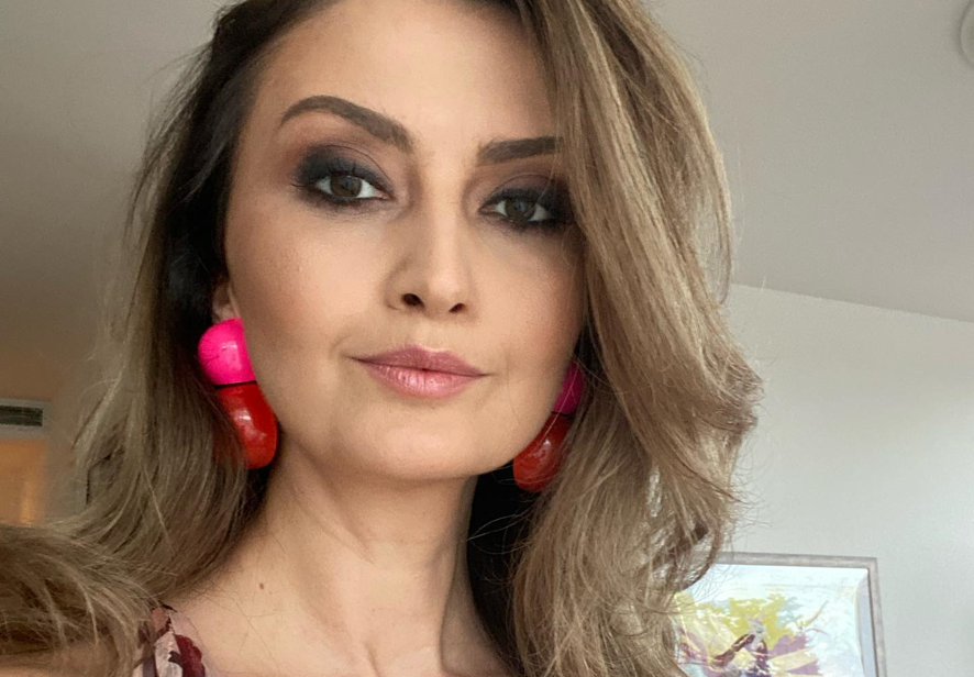 Imagine Stire Maria Lucia Hohan, criticată dur! Designerul vinde rochii și bijuterii la Moscova | 2review.ro