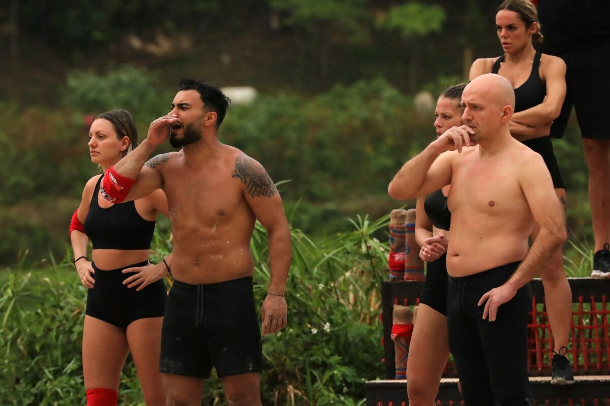 Imagine Stire A făcut amor la Survivor România, cu doi bărbaţi! Cine sunt cei 3 concurenţi care s-au iubit în Republica Dominicană | 2review.ro