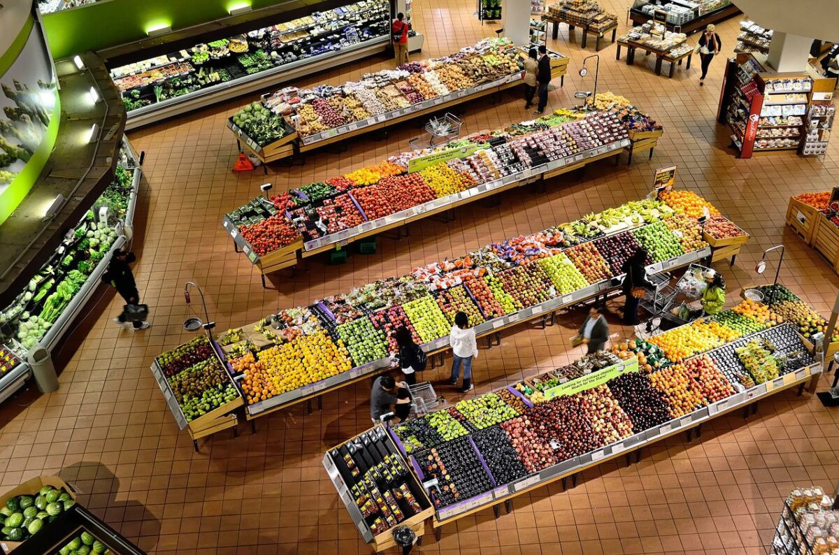 Omenirea s-ar putea confrunta cu o criză alimentară? Ce spune Petre Daea, fostul Ministrul al Agriculturii