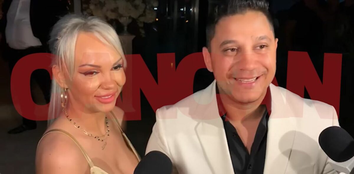 Imagine Stire Cocoș de la Călărași și partenera lui, apariție de milioane la party-ul lui Florin Salam și a „Reginei” sale, Roxana! Și-au „furat” un pupic în văzul tuturor | 2review.ro