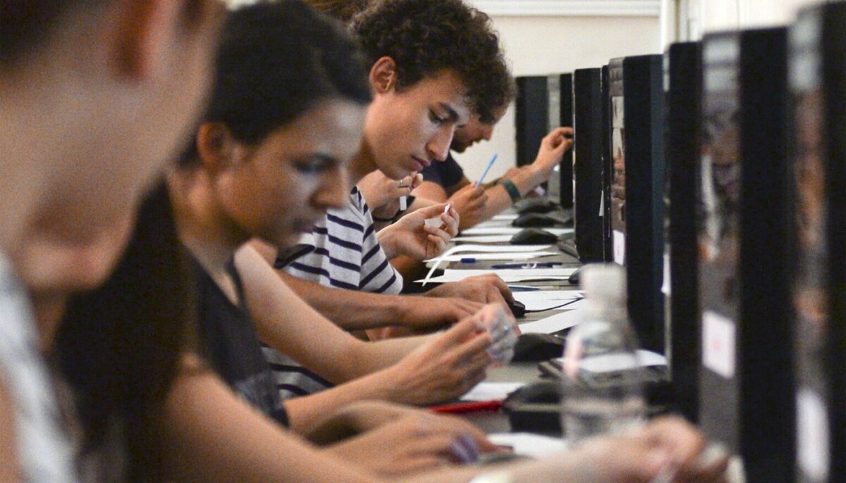 Noua variantă a examenului de Bacalaureat îi nemulțumește pe specialiști: „Creează premisele pentru învățarea superficială”
