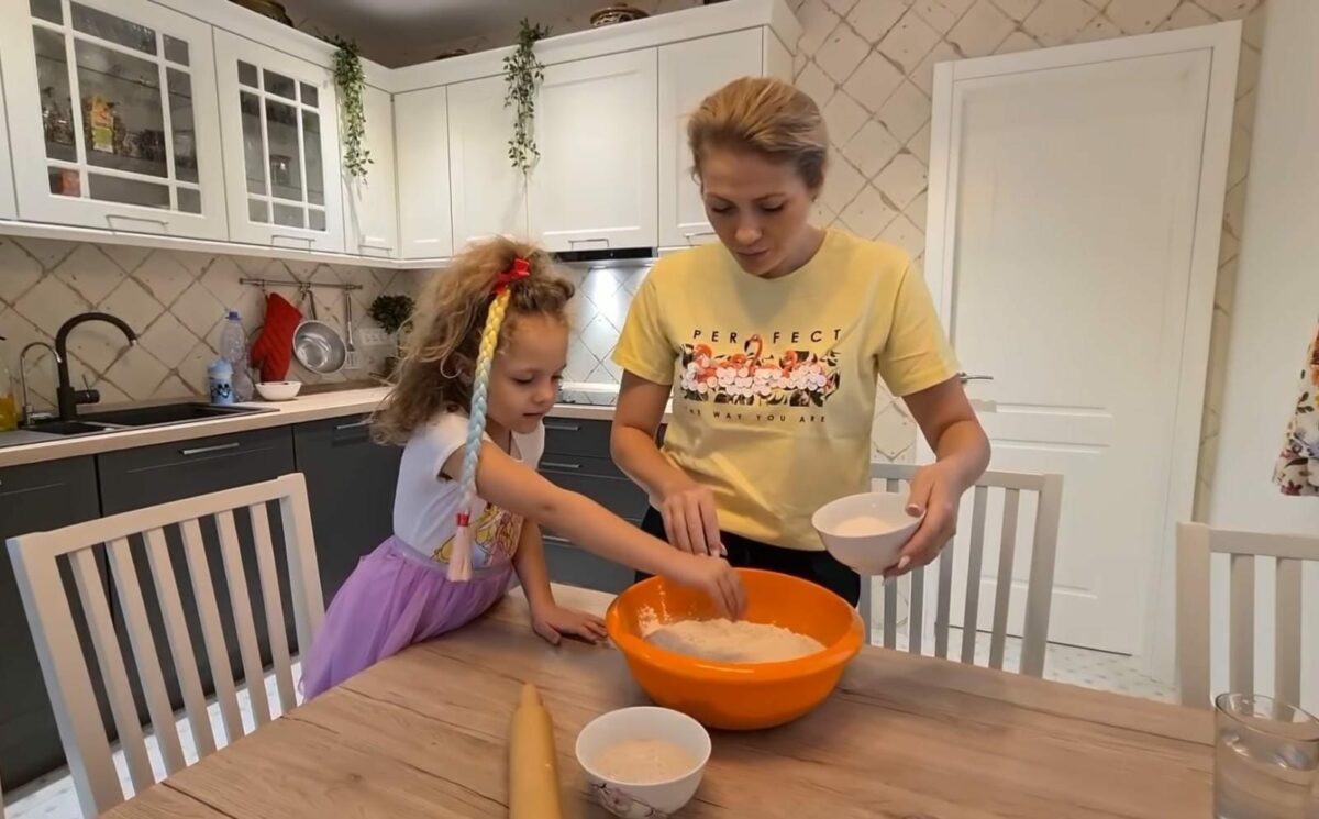 Rețeta perfectă de pizza a Mirelei Vaida. Ce ingrediente folosește prezentatoarea TV