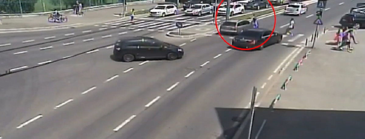 Accident cumplit pe o trecere de pietoni din Timișoara. Un adolescent de 17 a fost lovit de o mașină