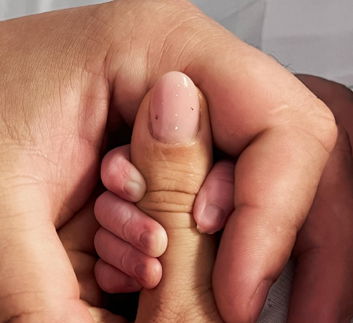 Forografie făcută imediat după nașterea micuței Eva Maria