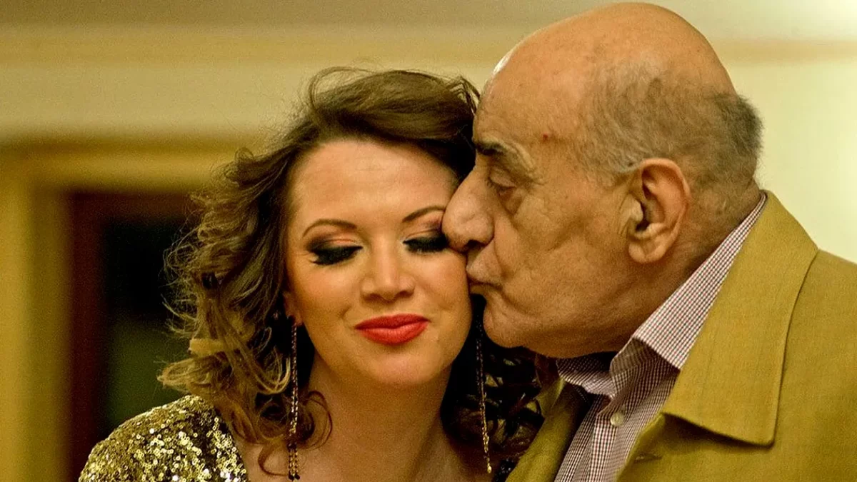 Imagine Stire Cum petrec Oana și Viorel Lis Valentine’s Day! Blondina a dat din casă. „Am făcut foarte multe lucruri drăguțe” | 2review.ro