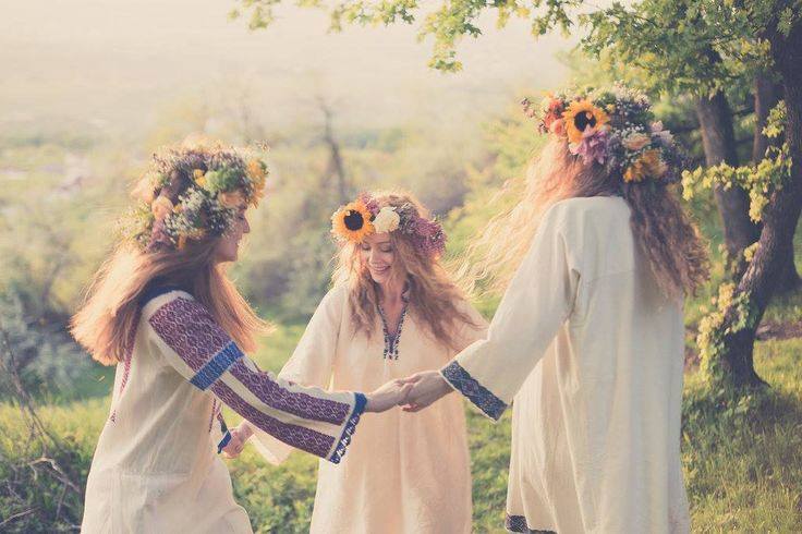 Ce se întâmplă în noaptea de Sânziene 2024. Obiceiuri, tradiții și mituri când porțile cerului se deschid Ce se întâmplă în noaptea de Sânziene 2024. Obiceiuri, tradiții și mituri când porțile cerului se deschid