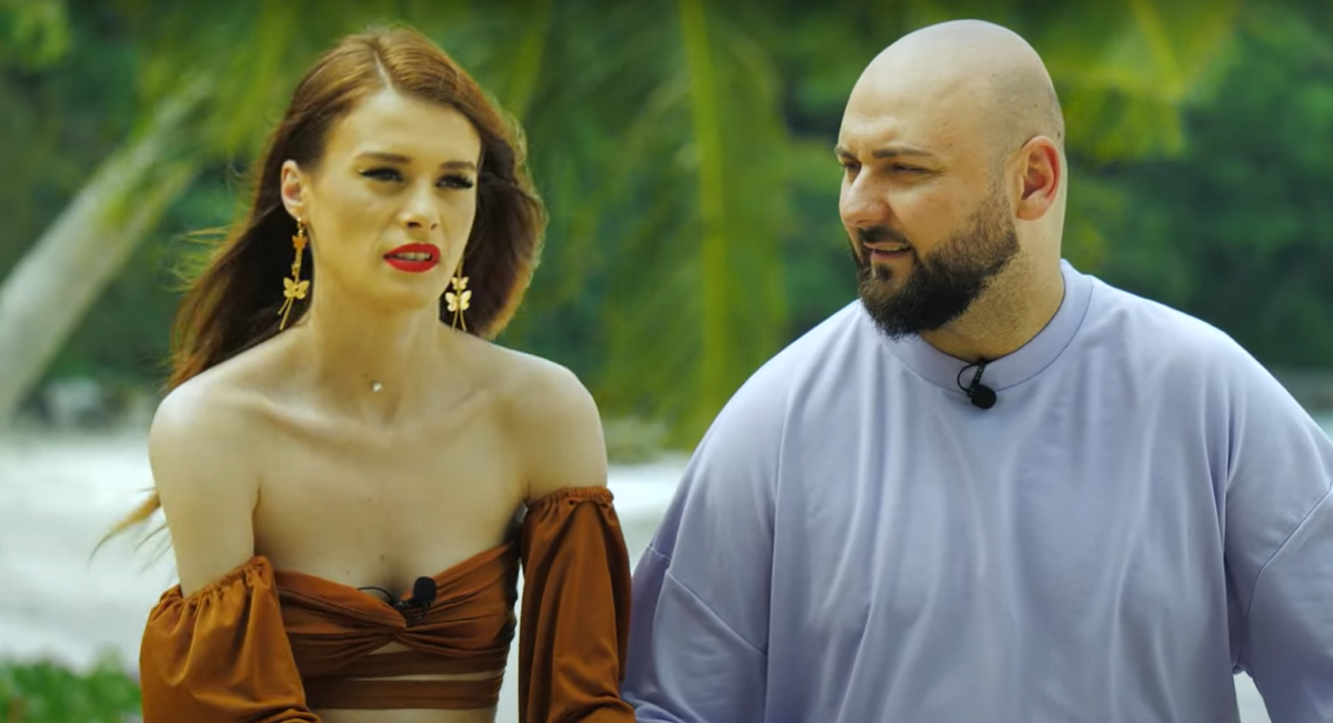 Imagine Stire Cine este, de fapt, Teodora de la Insula Iubirii. Cu ce se ocupă acum soția lui Alex, după ce în trecut a făcut videochat | 2review.ro