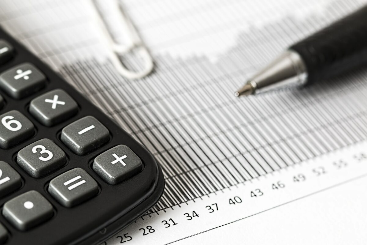 Zile negre pentru cei care aveau contracte part-time. Noul Cod Fiscal a stricat planurile a peste 100.000 de români