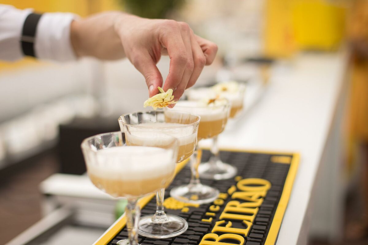 Ce conține cel mai scump cocktail din lume? Licoarea costă 5.000 de dolari