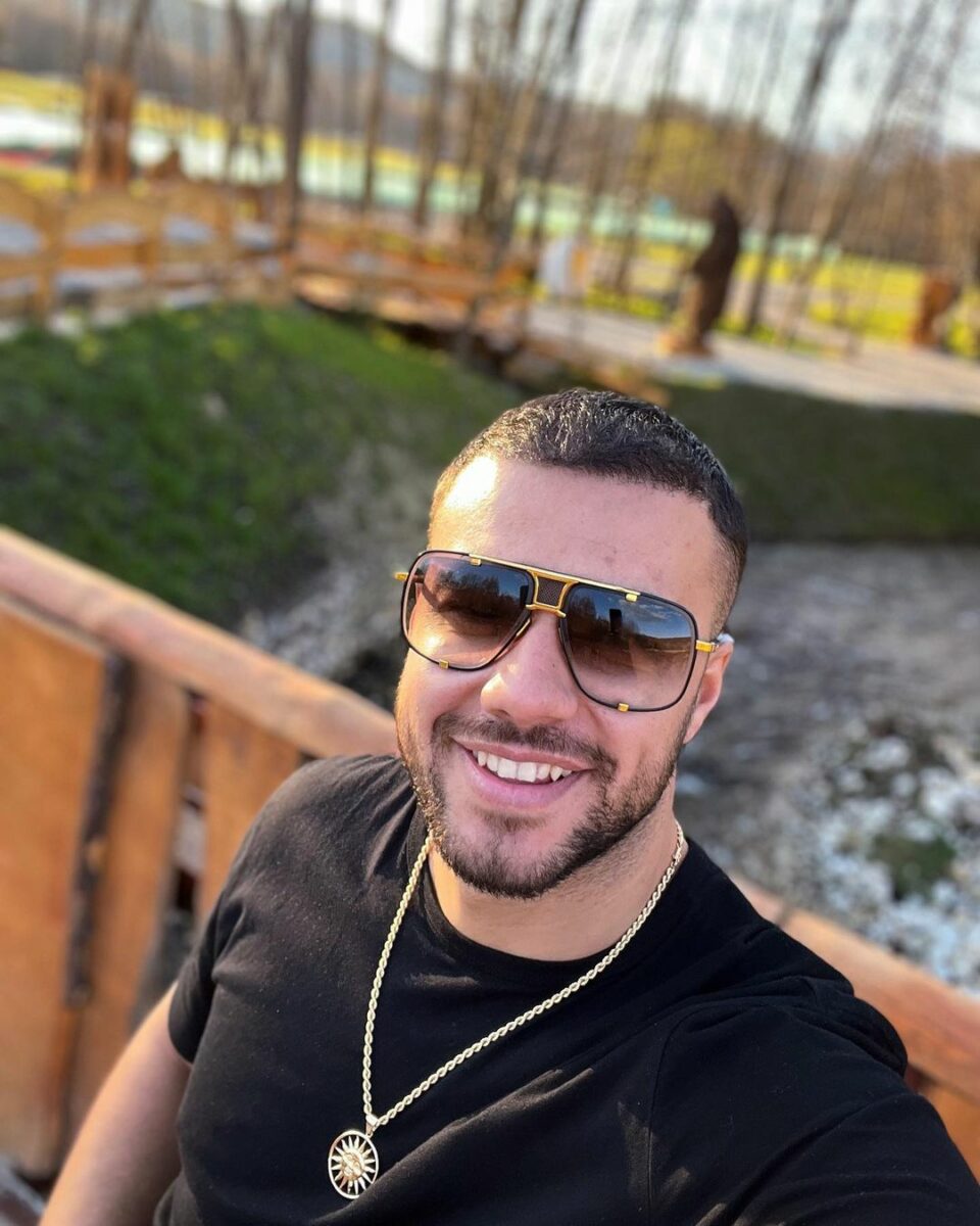 Imagine Stire „Din televizor vă știu!”. Culiță Sterp, recunoscut imediat de o bătrânică, în drum spre Tarnița. Ce a urmat | 2review.ro