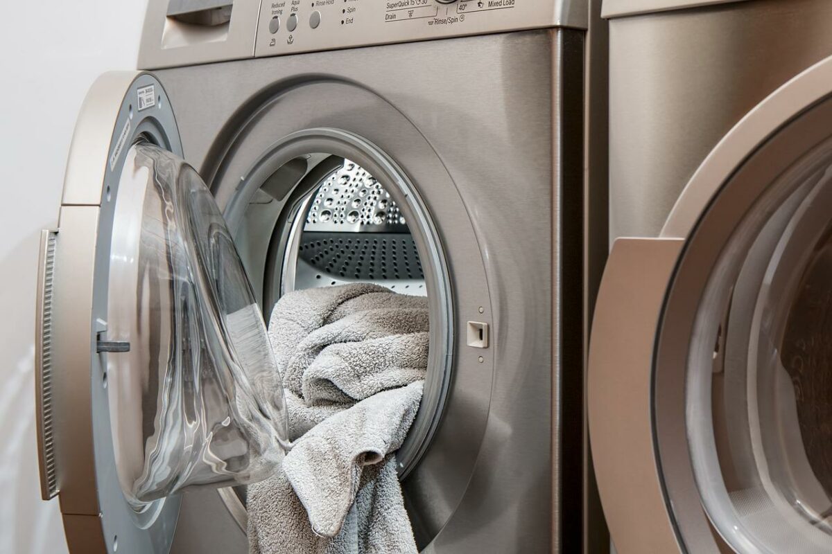 Top 5 motive pentru care să pui bicarbonat de sodiu în mașina de spălat. Rezultatele se văd imediat!