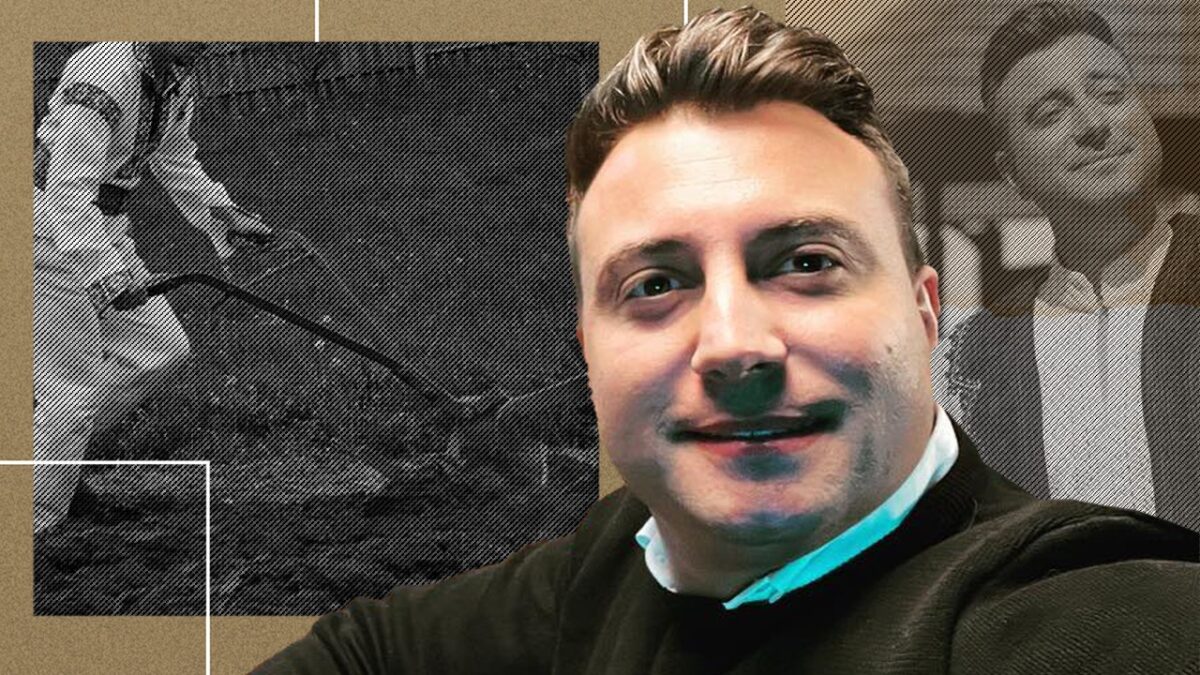 Imagine Stire Cum a reușit Valentin Sanfira să ajungă un cântăreț de excepție. Cu ce greutăți s-a confruntat interpretul în copilăria sa? „Nu aveam prea multe vise” | 2review.ro