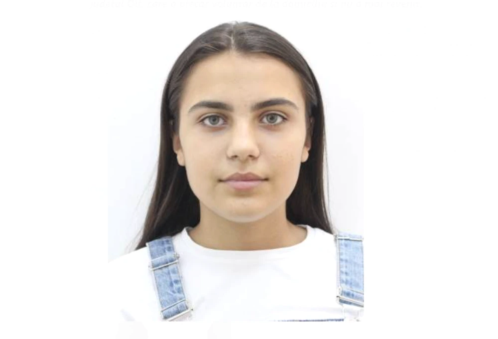 Andreea a dispărut fără urmă, după ce ar fi fugit cu iubitul. Cine o vede, este rugat să sune la 112!