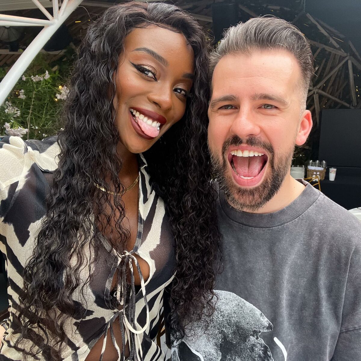 Imagine Stire Florin Ristei și Naomi Hedman și-au spus adio? Detaliul care i-a pus pe gânduri pe fani | 2review.ro