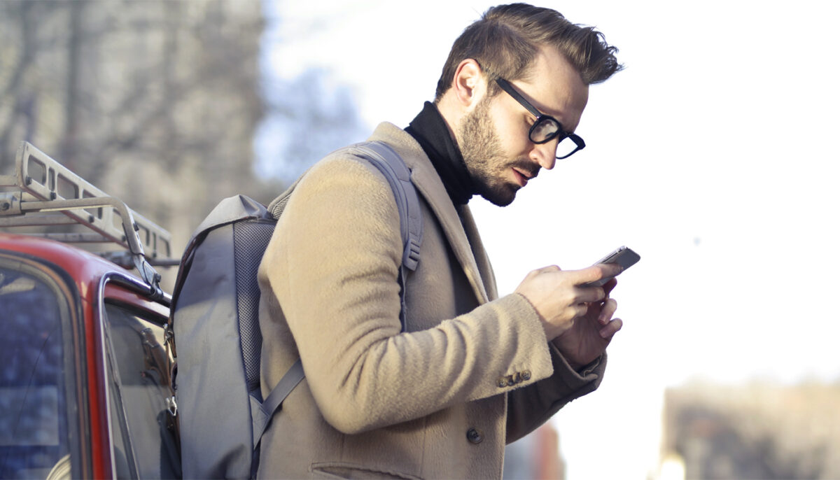 Ce „țeapă” a luat un bărbat din Ploiești, care, după 15 ani, a renunțat la abonamentul Vodafone și a trecut la Orange
