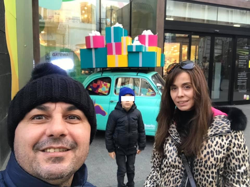 Margarita, Florentin Petre și fiul lor, în momente mai fericite (Foto: Facebook)