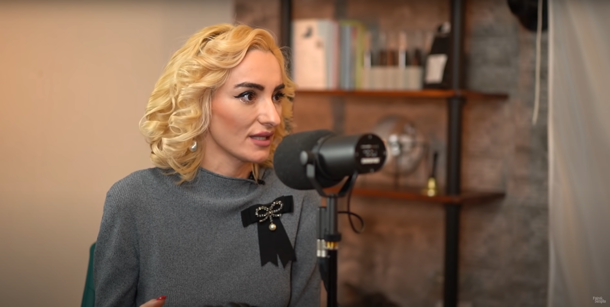 Imagine Stire Ana Morodan vorbește despre micșorarea bustului. Ce probleme a evitat „Contesa digitală” după operație | 2review.ro