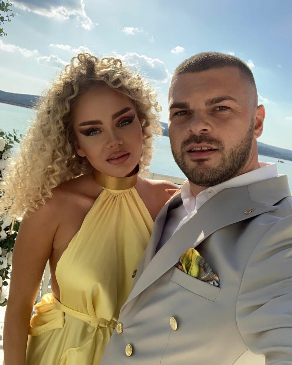 Imagine Stire Maria Constantin a dezvăluit cum va arăta rochia de mireasă, dar și cu ce designer a ales să colaboreze: ”E gândită de mulți ani” | 2review.ro