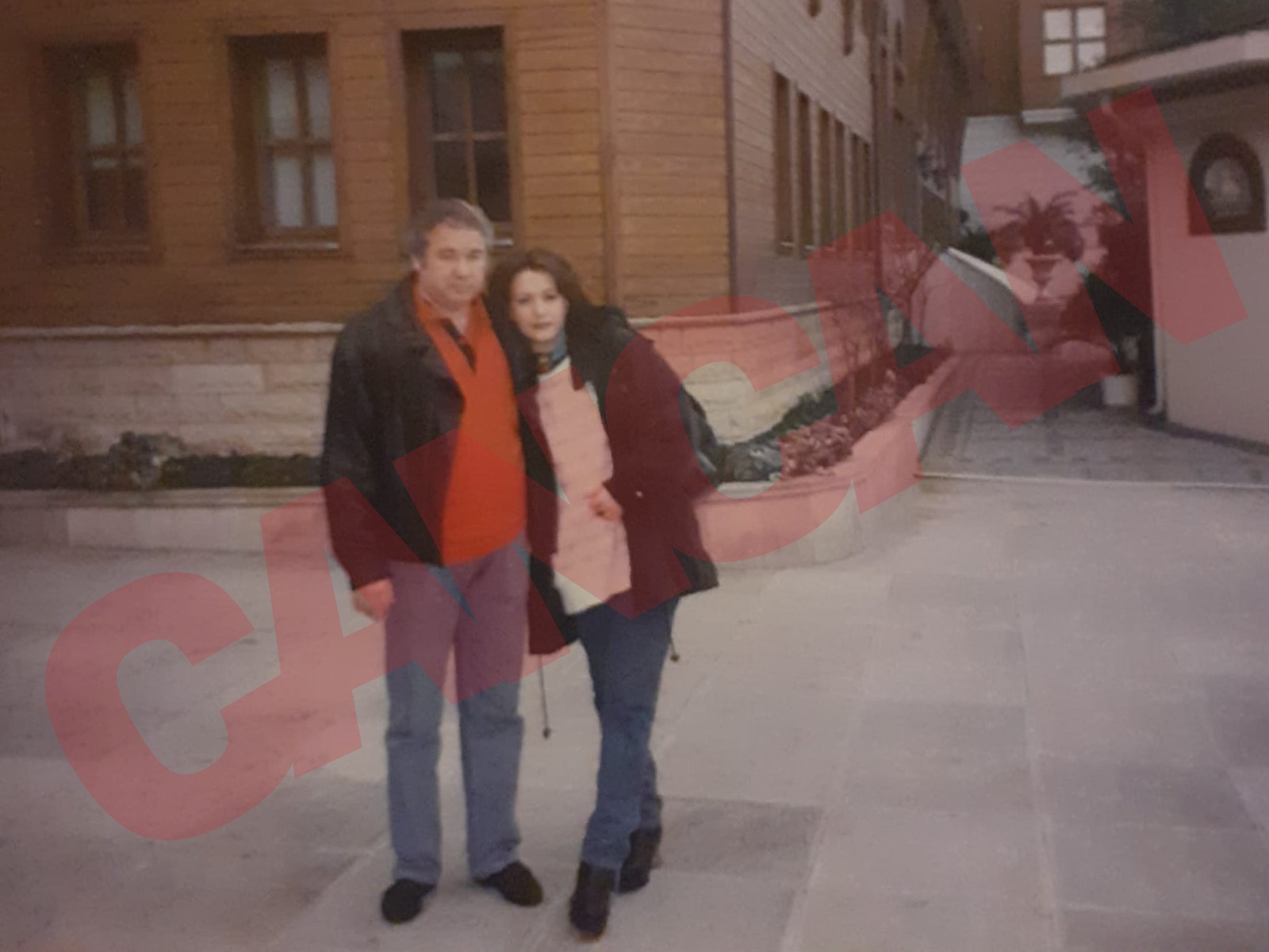 Singura fotografie în care Cristina apare alături de tatăl ei (Foto: arhivă personală)