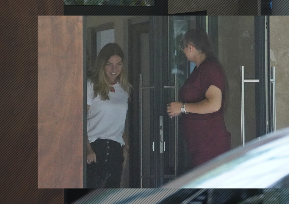 Imagine Stire Simona Halep a fost la o clinică de fertilizare in vitro! La nici 24 de ore de la divorțul de Toni Iuruc, tenismena a apărut la o adresă ciudată | 2review.ro