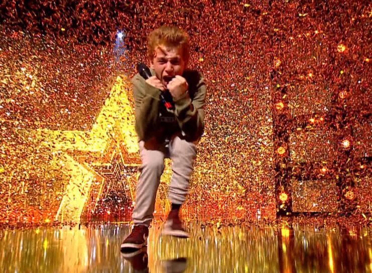 Imagine Stire Îţi mai aminteşti de rapperul GIM, finalist în Românii au Talent 2021? Ce a ajuns să facă acum | 2review.ro