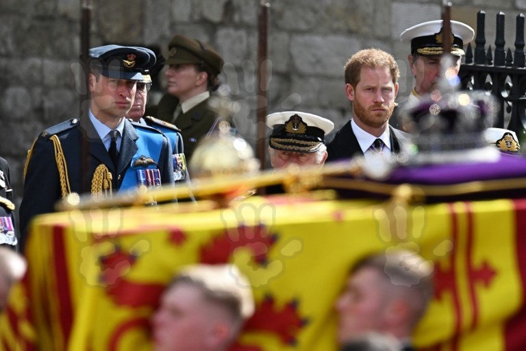 Prințul Harry nu a purtat uniforma militară la ceremonia de înmormântare a Reginei. Care este motivul