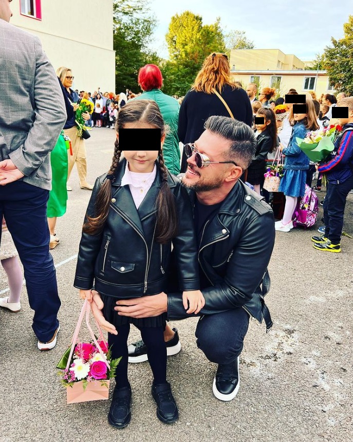 Victor Slav, alături de fiica lui, în prima zi de școală (Foto: Instagram.com)