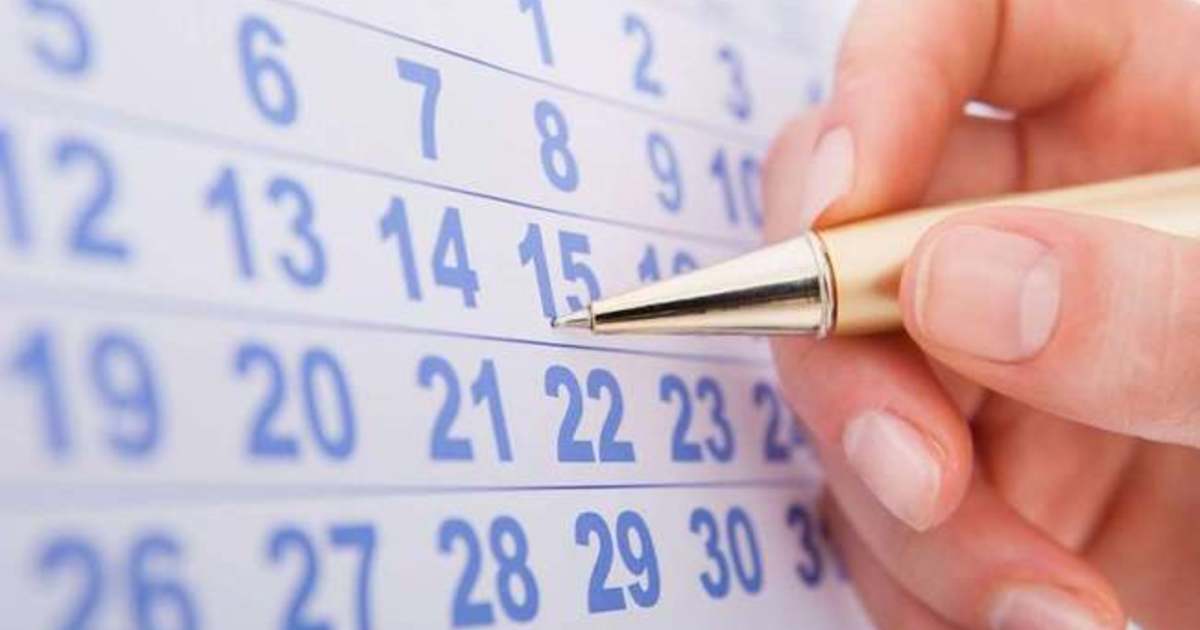 Imagine Stire Câte zile libere mai au românii în 2023. Angajații se vor bucura de multe perioade de respiro până la finalul anului | 2review.ro