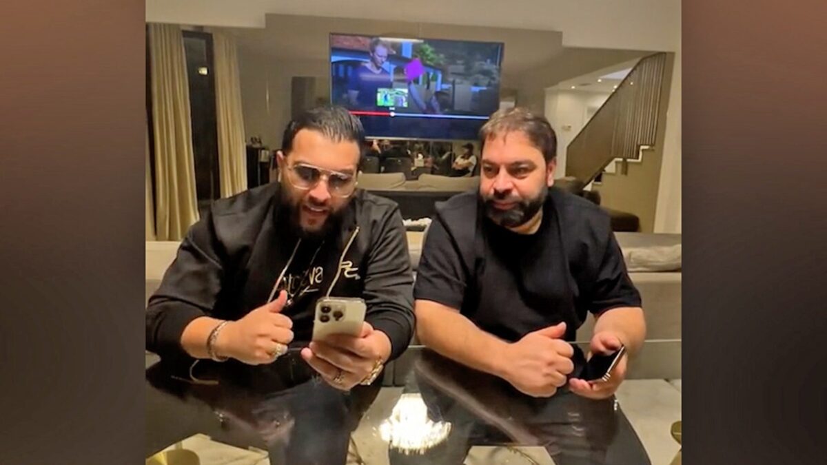 Imagine Stire Florin Salam și Tzancă Uraganu, duelul mult așteptat. Cei doi au făcut anunțul: ”Să vedem de partea cui sunt oamenii” VIDEO | 2review.ro