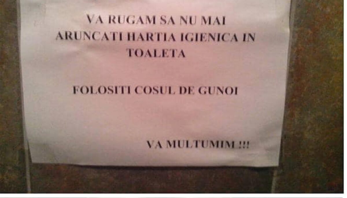 Imagine Stire BANCUL ZILEI | „Vă rugăm să nu mai aruncați hârtia igienică în toaletă. Folosiți coșul de gunoi!” | 2review.ro