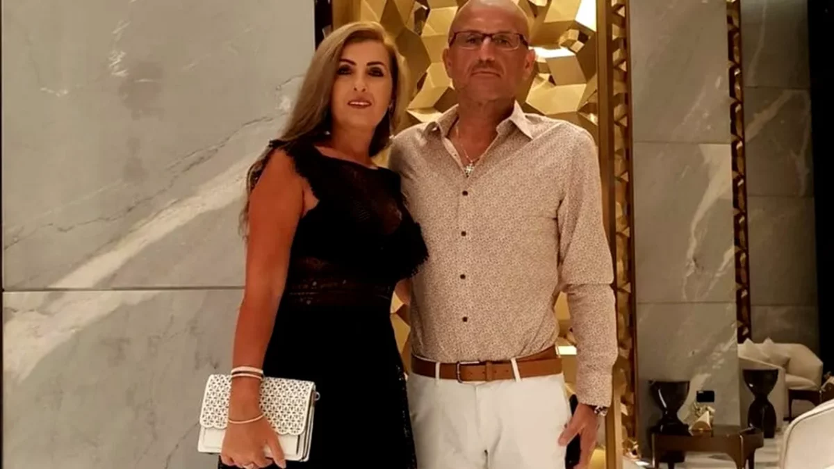 Imagine Stire Finanţatorul FCSU 1948, Adrian Mititelu, şi-a sărbătorit soţia în Dubai | 2review.ro