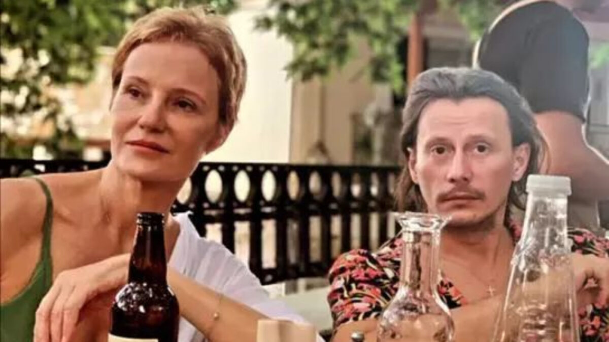 Imagine Stire „Ne-am îndrăgostit”. Lia Bugnar, dezvăluiri despre relaţia cu Marius Manole, după ce s-a aflat că Theo Rose e însărcinată cu Anghel Damian | 2review.ro