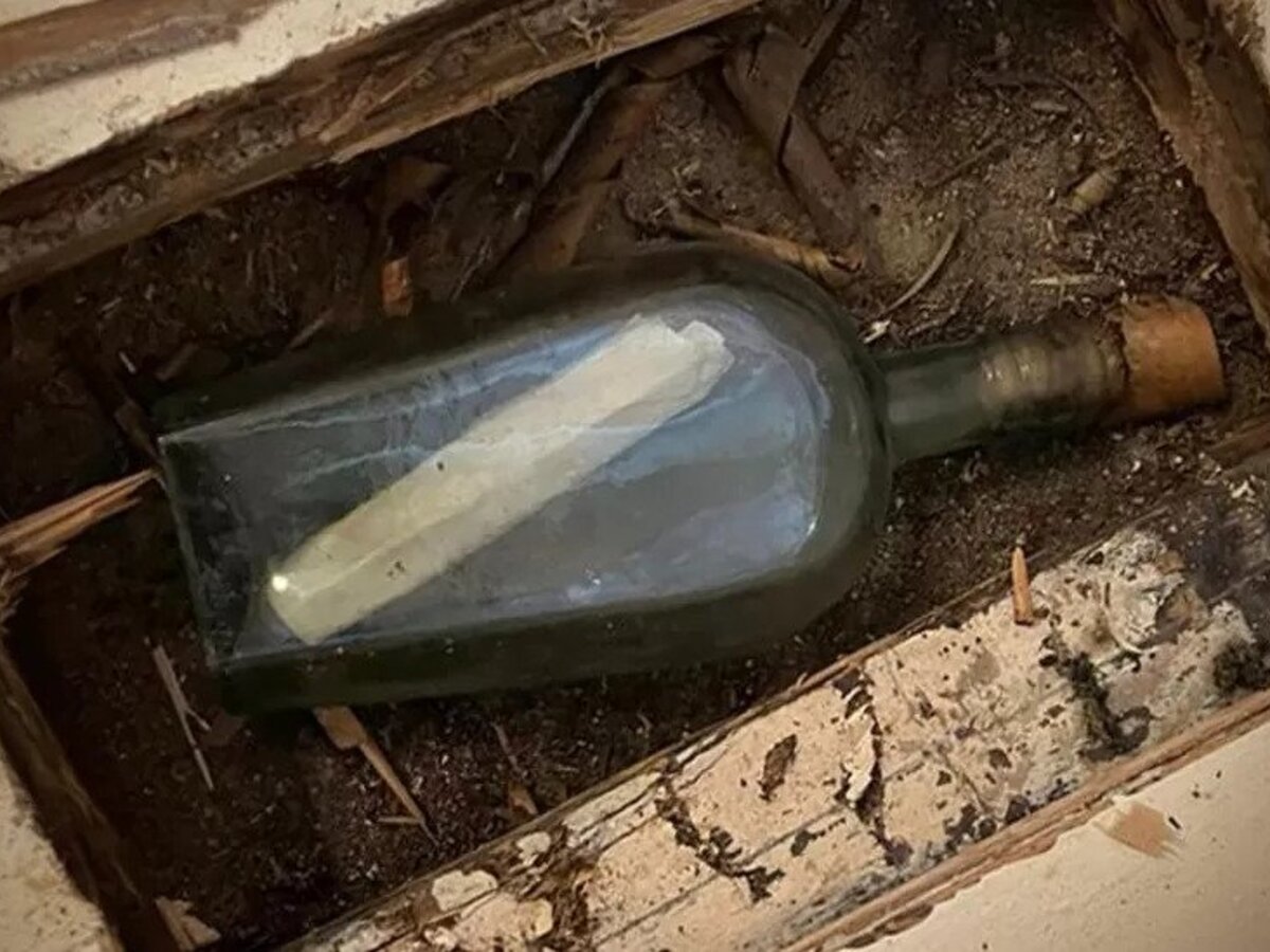 Bilețel ascuns într-o sticlă, găsit după 135 de ani. Ce mesaj secret conținea