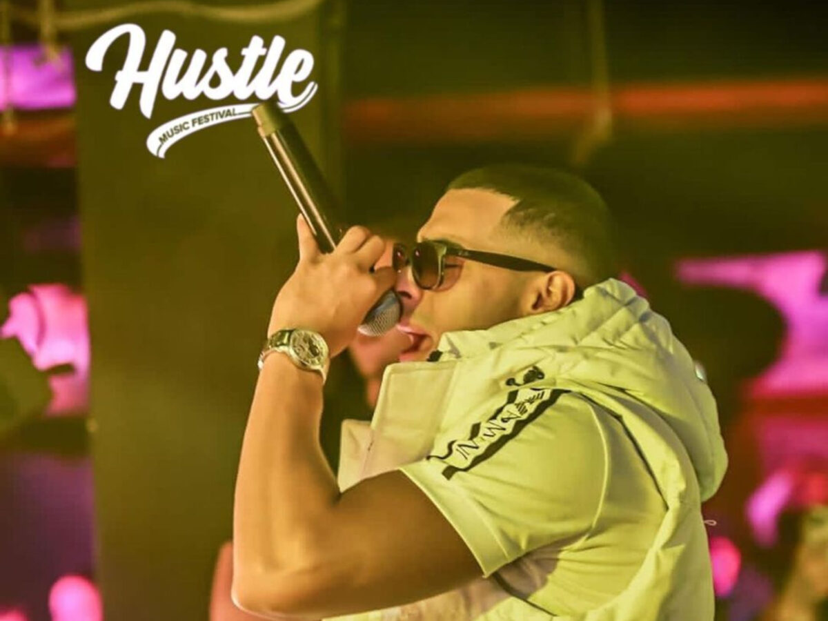 Imagine Stire Greboasă, „sabotat” de DJ la festivalul de muzică trap. Reacția cântărețului, după ce n-a fost lăsat să cânte piesa lui Costel Biju. VIDEO | 2review.ro