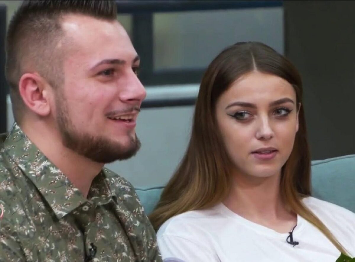 Imagine Stire Andreea și Radu de la ,,Mireasa” au devenit părinți, chiar în ziua de Crăciun. Prima imagine cu fetița celor doi | 2review.ro