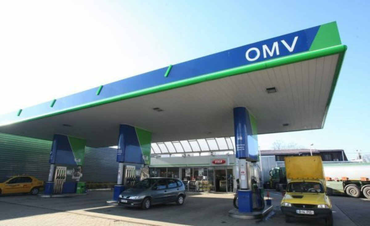 De râsul curcilor! Unde a mers să alimenteze un român, deranjat de scandalul cu Austria: „Era pustiu la OMV, am mers la…”