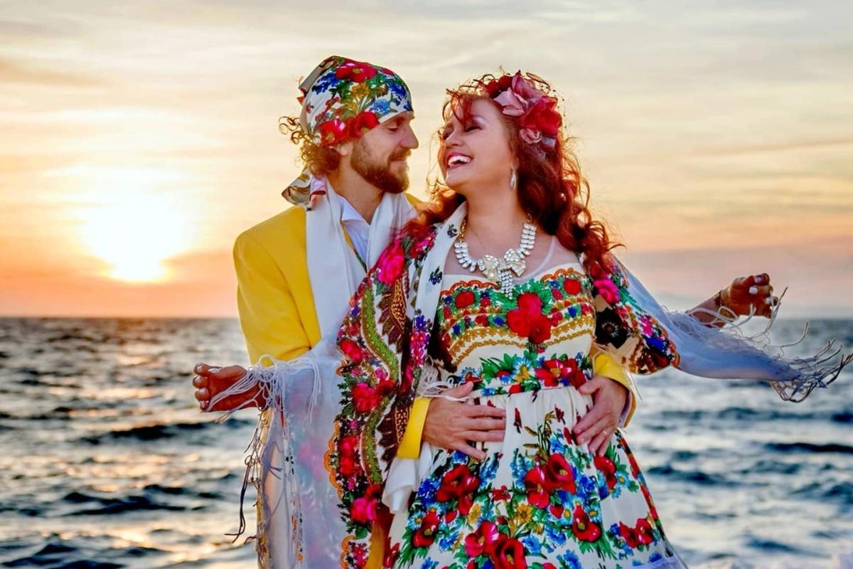 Imagine Stire Rona Hartner nu știe cum să mai scape de fostul soț! Herve Camilleri regretă divorțul și își dorește împăcarea. „El încă n-a procesat…” | 2review.ro