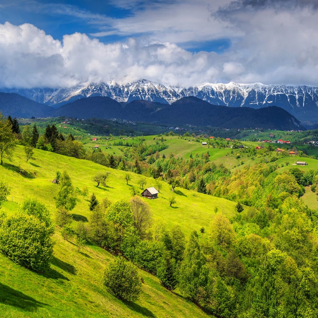 Localitatea din România în care te întorci în timp 100 de ani. Străinii sunt fascinați de ea, spun că trăiesc un basm
