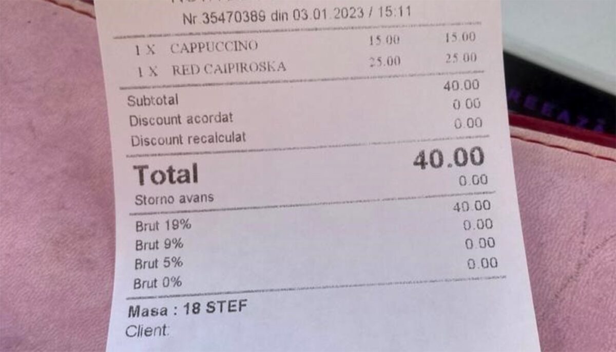 Câți lei i s-a cerut bacșiș unui client pentru o cafea și un cocktail, într-o cafenea din Ploiești. „Șpaga” a venit direct pe nota de plată