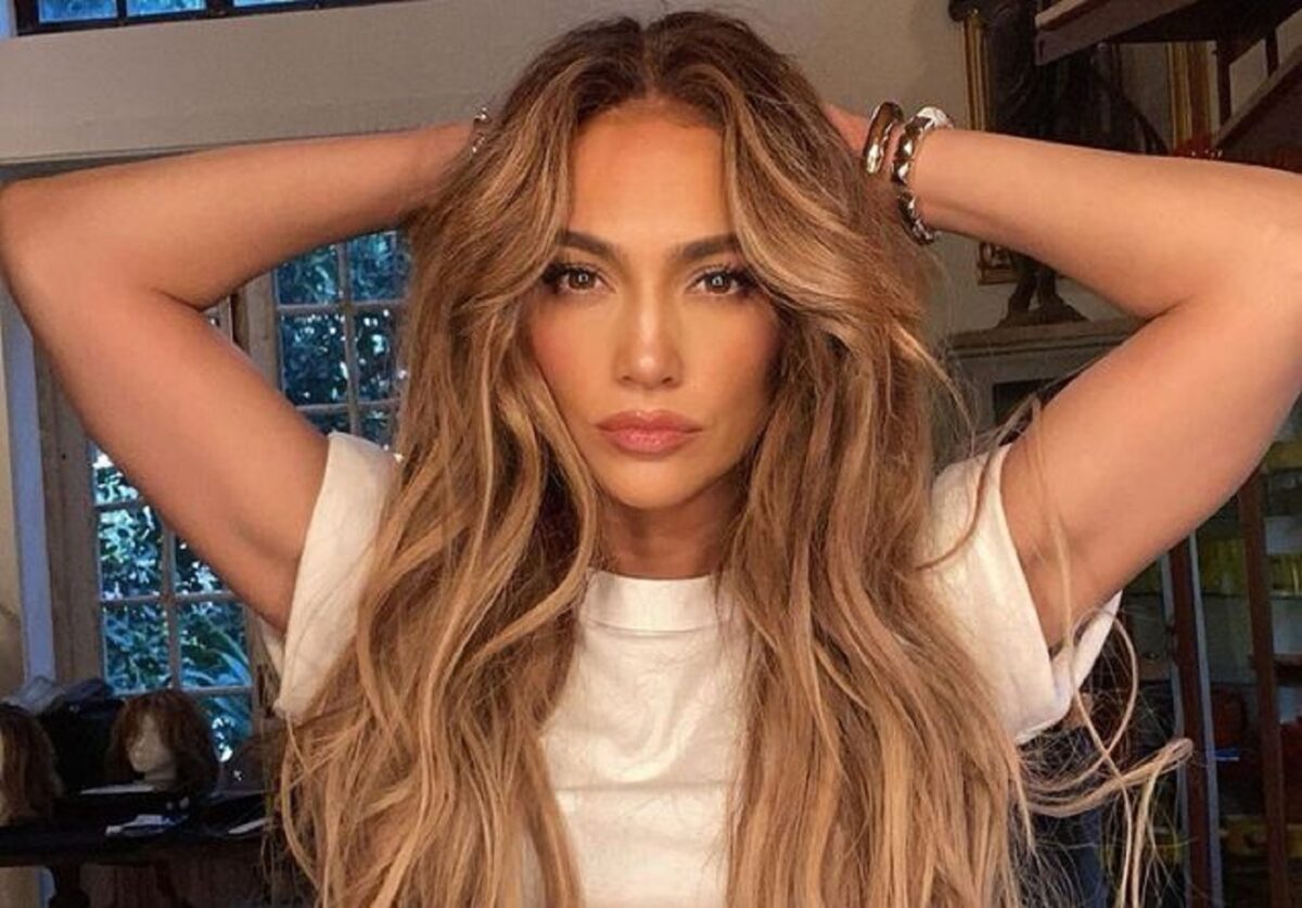 Imagine Stire Cum se menține Jennifer Lopez în formă. Secretul vedetei de la Hollywood: „Este o parte foarte importantă a vieții mele” | 2review.ro