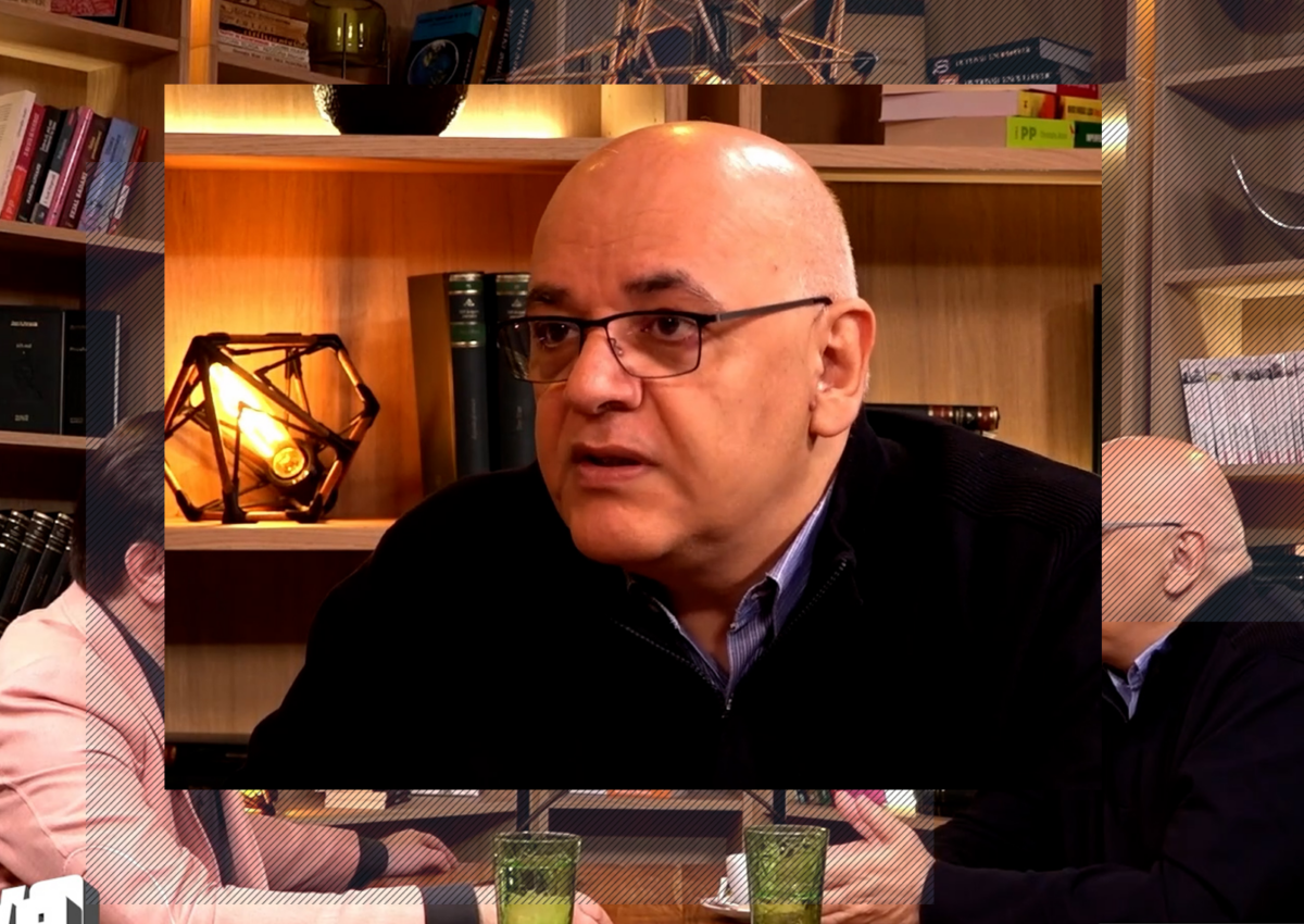 Imagine Stire Raed Arafat, tras pe dreapta de Poliție: “Aveau informații că impresionez gagici” + Cum a scăpat | 2review.ro