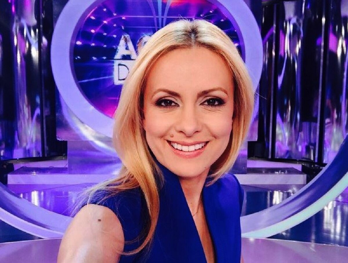 Imagine Stire Simona Gherghe, primele declarații legate de starea sa de sănătate, după accidentul de la ski: „Doare foarte, foarte rău” | 2review.ro