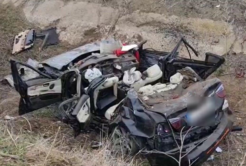 Tragedie pe o șosea din Constanţa. Trei bărbaţi au murit pe loc, după ce maşina în care se aflau s-a răsturnat în şanţ