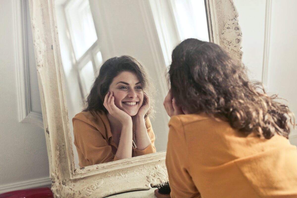 Ce sunt hormonii fericirii. Modalitatea ideală prin care pot fi stimulați