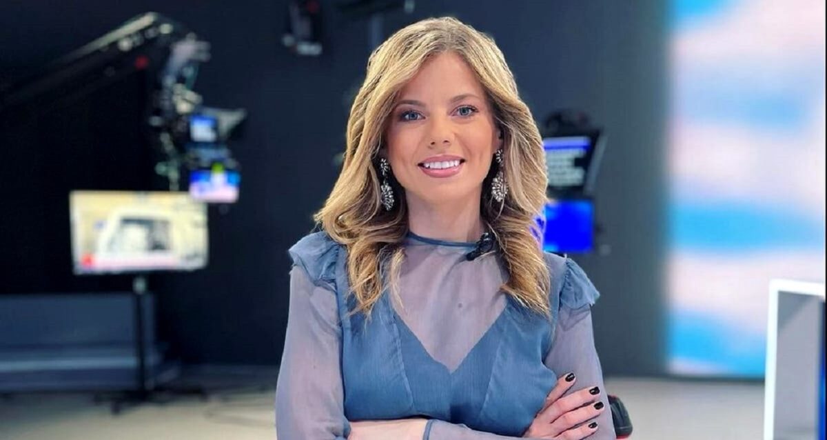 Imagine Stire Roxana Hulpe a devenit mamă. Știrista de la Pro Tv a adus pe lume o fetiță: ,,Ne-a trecut printr-un carusel de emoții” | 2review.ro