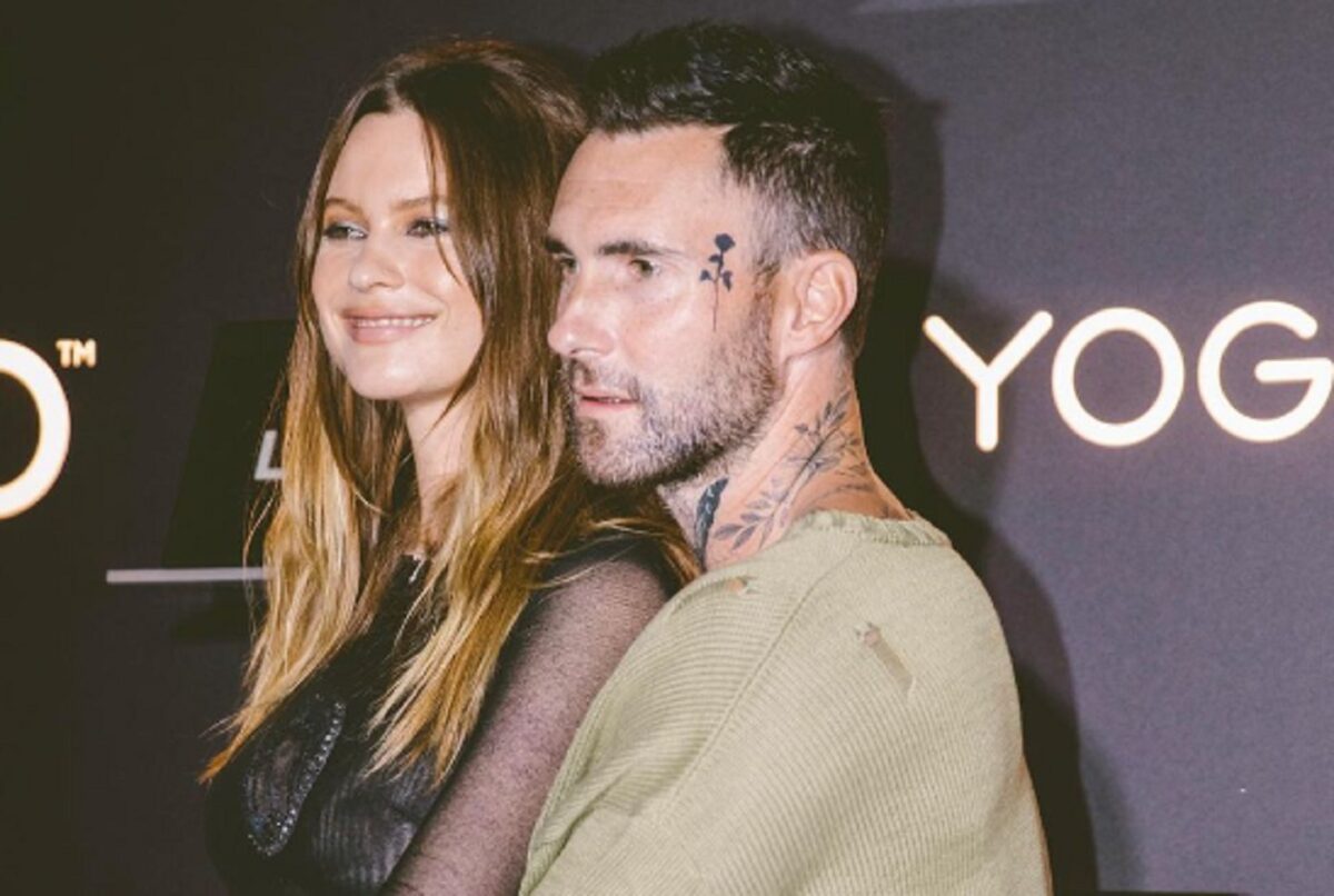 Imagine Stire Behati Prinsloo, soția lui Adam Levine, a adus pe lume cel de-al treilea copil al cuplului | 2review.ro