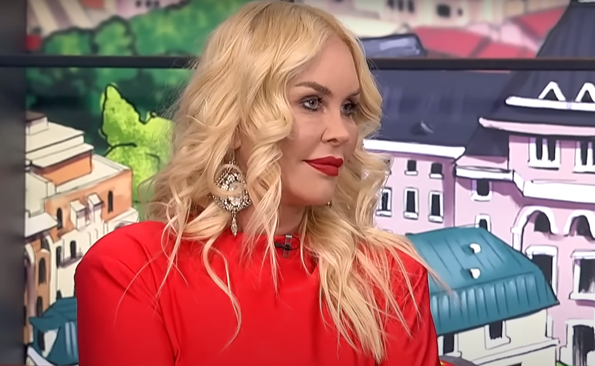 Imagine Stire Vica Blochina o face praf pe Bianca Patrichi! Ce îi reprosează blondina: „Această Maria Magdalena a început, ușor ușor, să arunce cu noroi” | 2review.ro