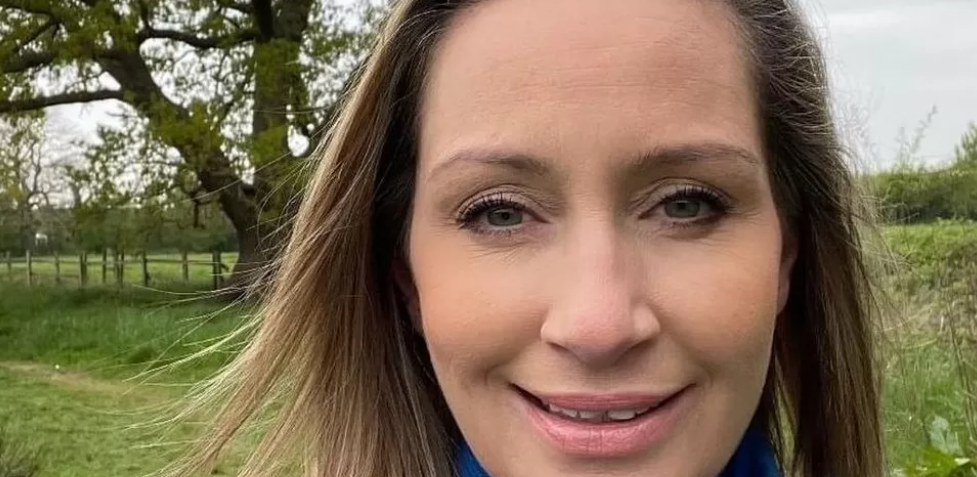 Imagine Stire Nicola este de negăsit. Dispariția femeii este învăluită în mister, iar autorităție vin cu vești triste. Unde a fost găsit telefonul acesteia | 2review.ro